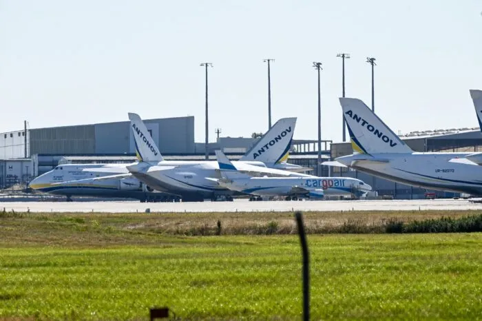 Zuletzt sorgte die Entdeckung einer mutmaßlich russischen Sprengstoffdrohne am Flugplatz Leipzig/Halle für Aufregung. (Archivbild)