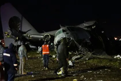 Mindestens 22 Tote nach Unglück mit Militärflugzeug in Bolivien