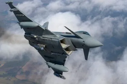 NATO-Kampfjets schießen Drohne über Litauen ab - Polen aktiviert Luftverteidigung