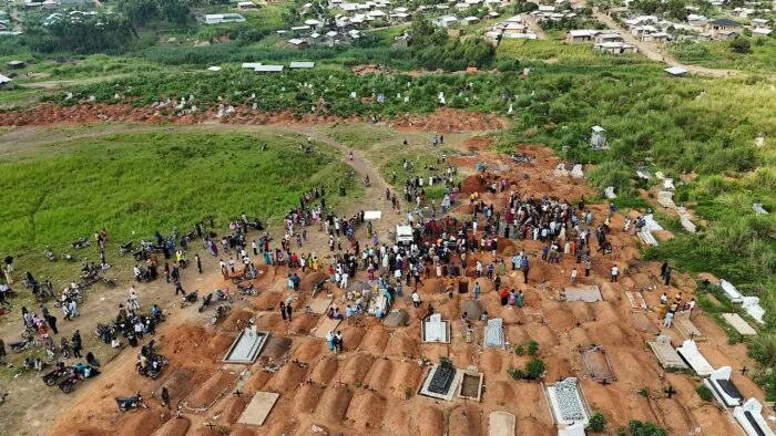 Schon mehr als 3.000 Menschen sind im Kongo an Ebola gestorben. (Archivbild)