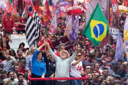 Lula gewinnt Stichwahl in Brasilien - Bolsonaro will Ergebnis anfechten
