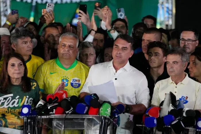 Flávio Bolsonaro will die Präsidentenwahl annullieren lassen. (Archivbild)