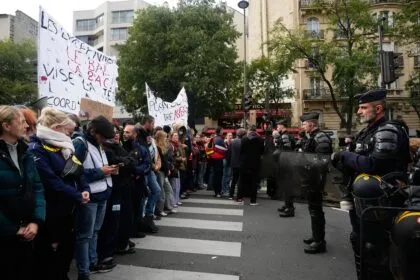 Frankreich: 70.000 Polizisten bei erneuten Protesten im Einsatz