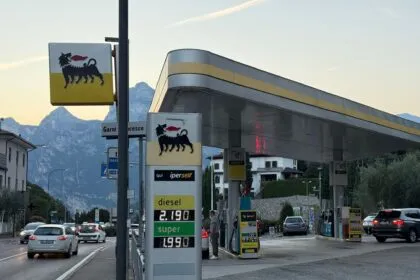 Italien: Lkw-Proteste gegen Dieselpreise - Supermärkten gehen Waren aus