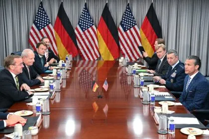 Hegseth: Deutsche Industrie für NATO-Verteidigung nutzen