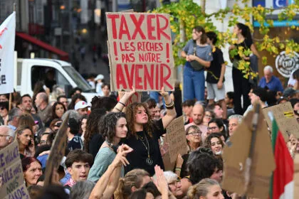 „Gen Z regelt“: Greifen die Unruhen in Frankreich an Halloween auf Deutschland über?