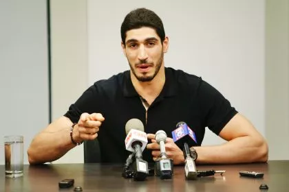 „Hört auf, für Organe zu morden“: NBA-Spieler legt sich mit Peking an