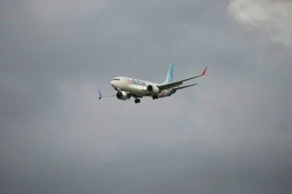 Messerangriff im Cockpit: Ermittler prüfen terroristisches Motiv beim Flydubai-Flug nach Tel Aviv