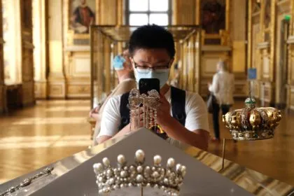 Sicherheitsdebatte: Wie war Einbruch in Louvre möglich?