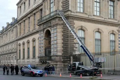 Der Louvre-Coup: Ein Jahr später bleibt die Leere