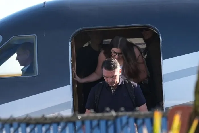 Nach seiner heimlichen Ausreise aus Brasilien landete Bolsonaro am Mittwoch in Miami.
