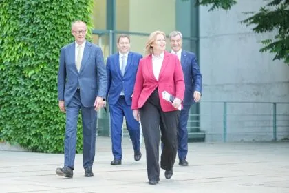 Spritpreis, Rente, Steuern: SPD und Union ringen um zentrale Reformen