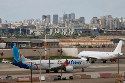 Flydubai-Pilot schildert Vorfall - Trump vermutet Beteiligung Irans