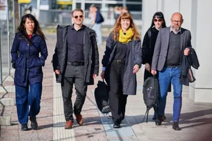 Rot-Grün-Rot rückt näher: Parteien in Berlin einigen sich auf Grundsätze