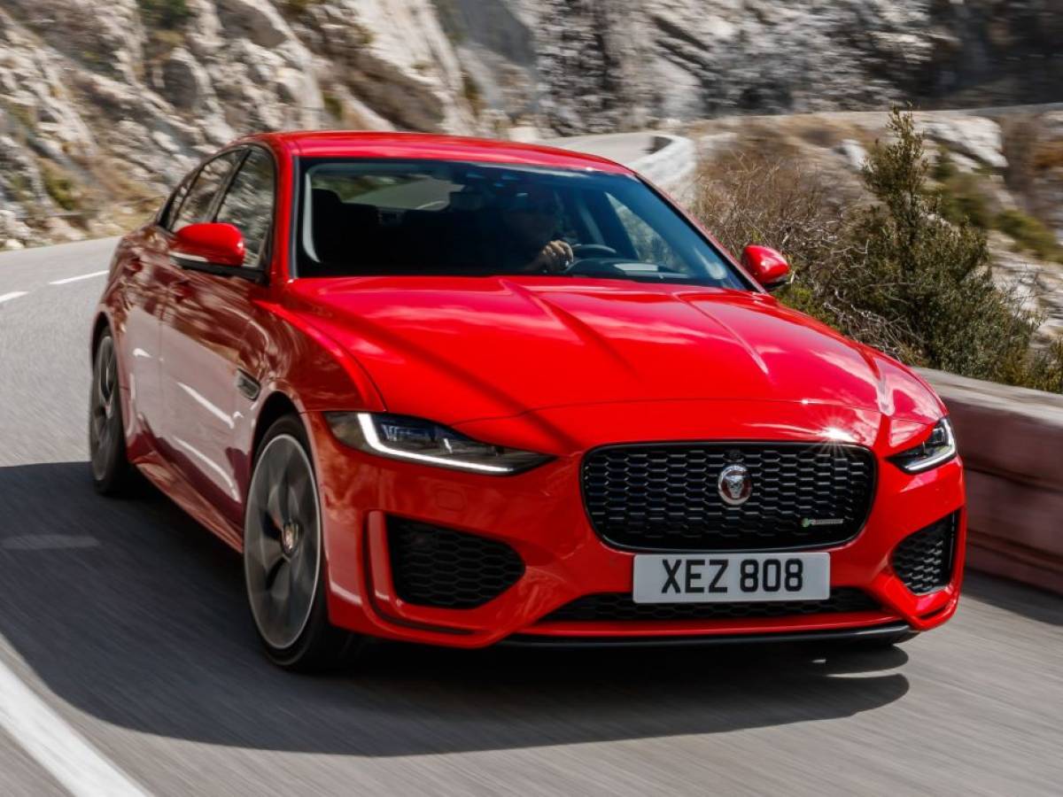 Jaguar XE