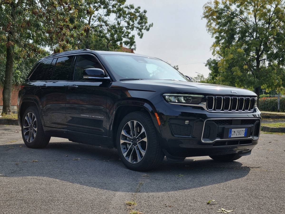 Jeep Grand Cherokee 4xe, guarda la gallery del nuovo SUV Premium  5