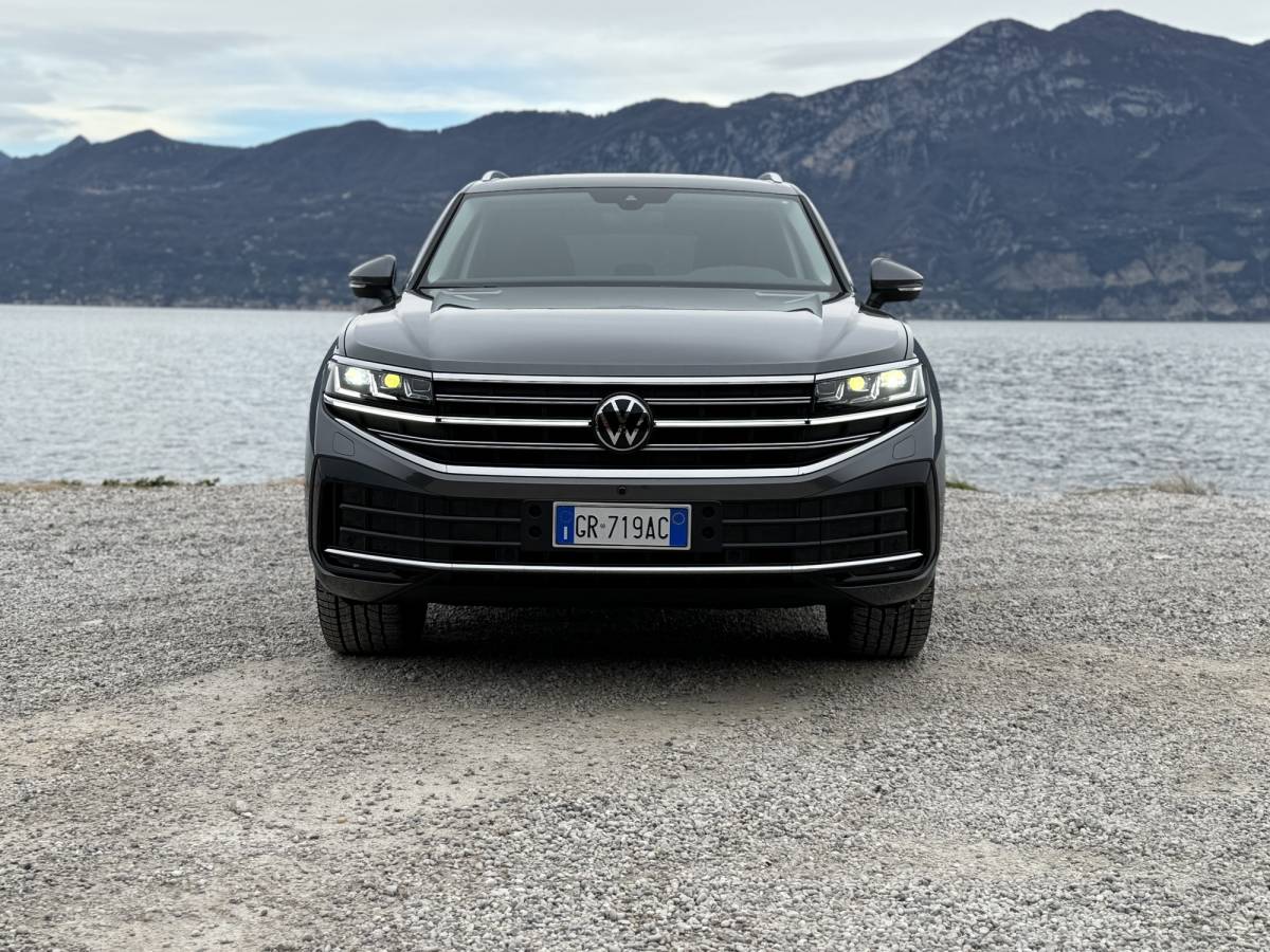 Nuova Volkswagen Touareg 2024, guarda la gallery del nuovo SUV  3