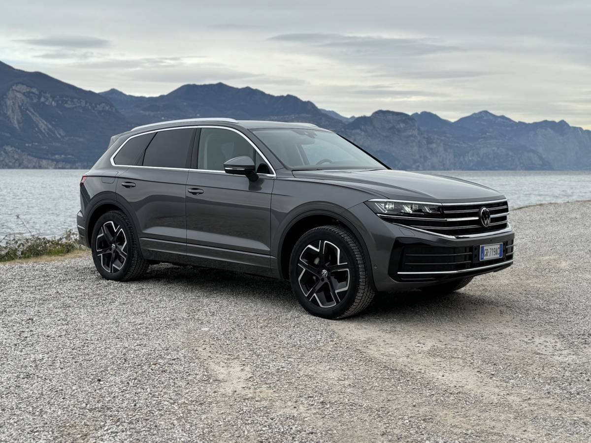 Nuova Volkswagen Touareg 2024, guarda la gallery del nuovo SUV  5