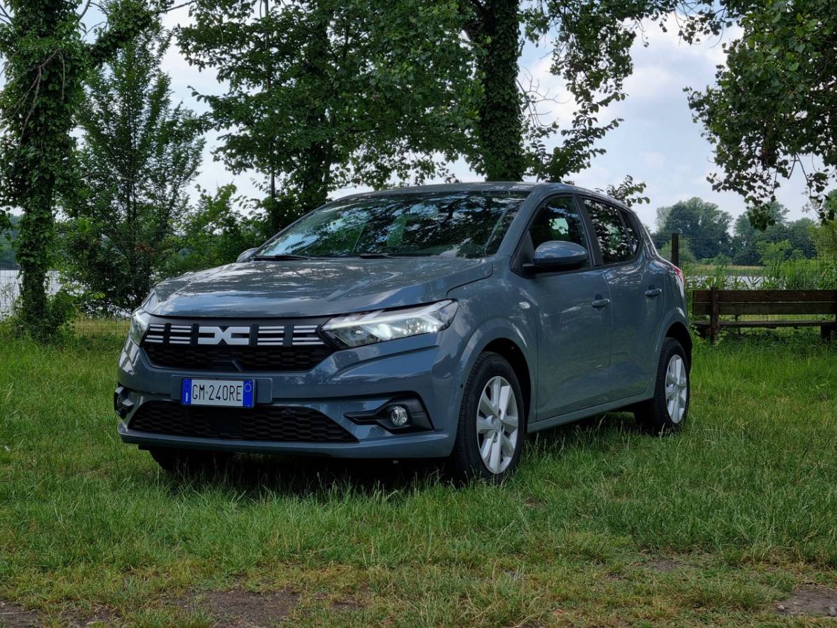 Dacia Sandero Streetway foto copertina