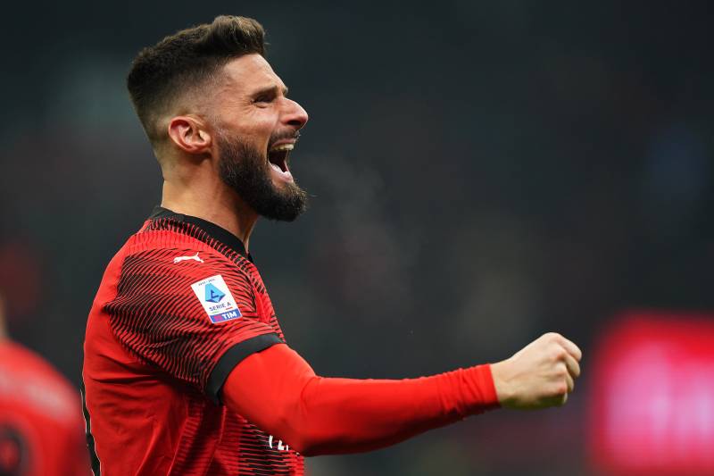 Giroud celebrazione Milan Roma