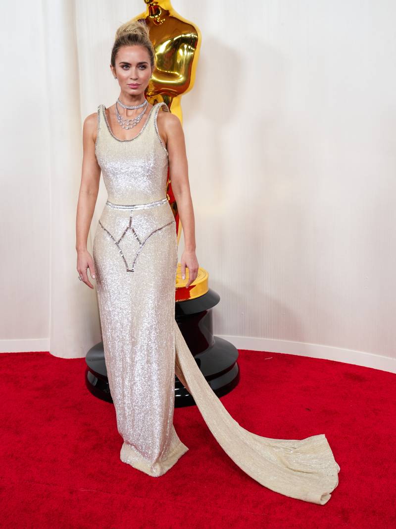 Oscar 2024: ecco i look delle star sul red carpet  2