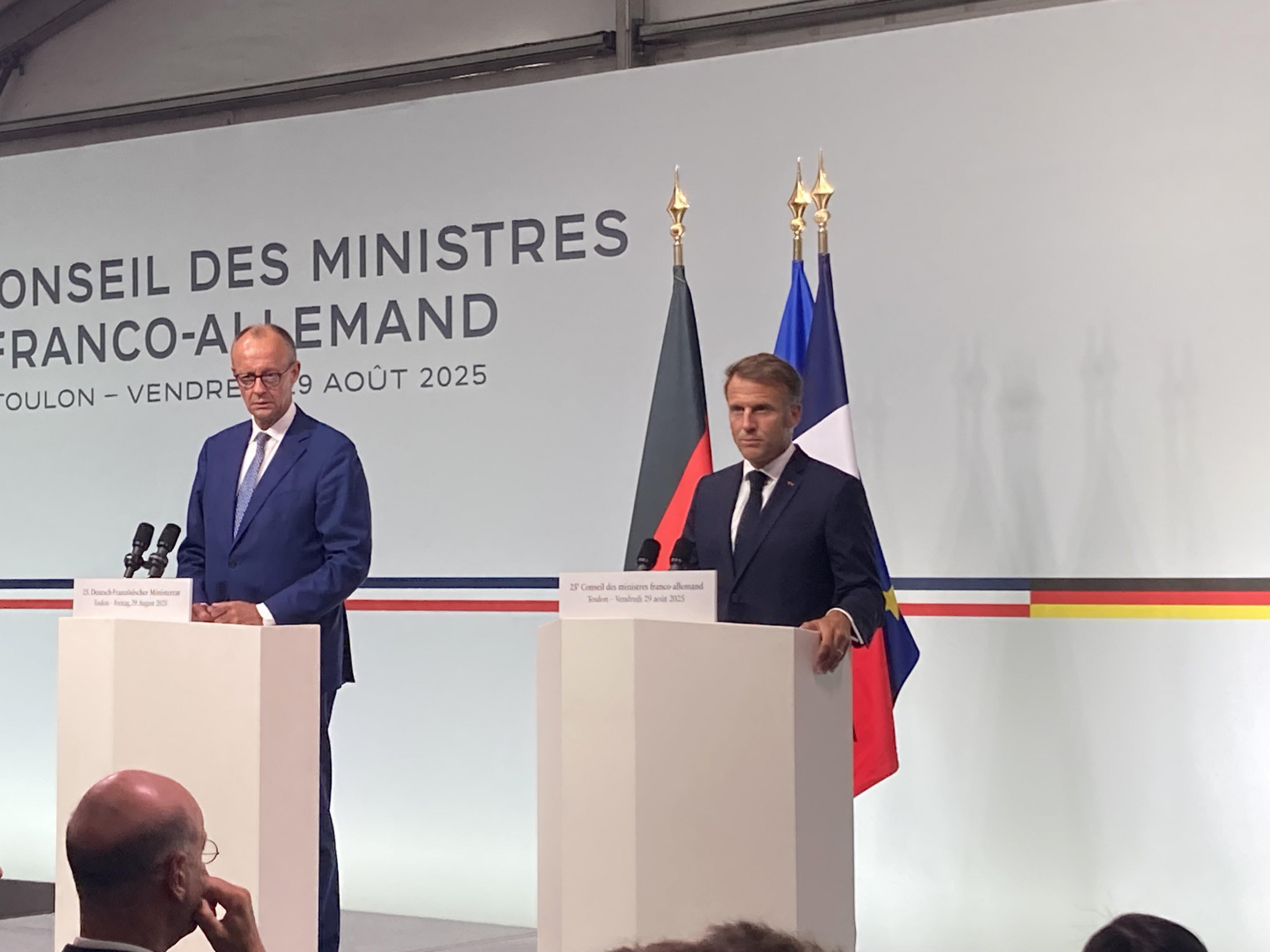 Le couple Macron-Merz parle d’une seule et même voix
