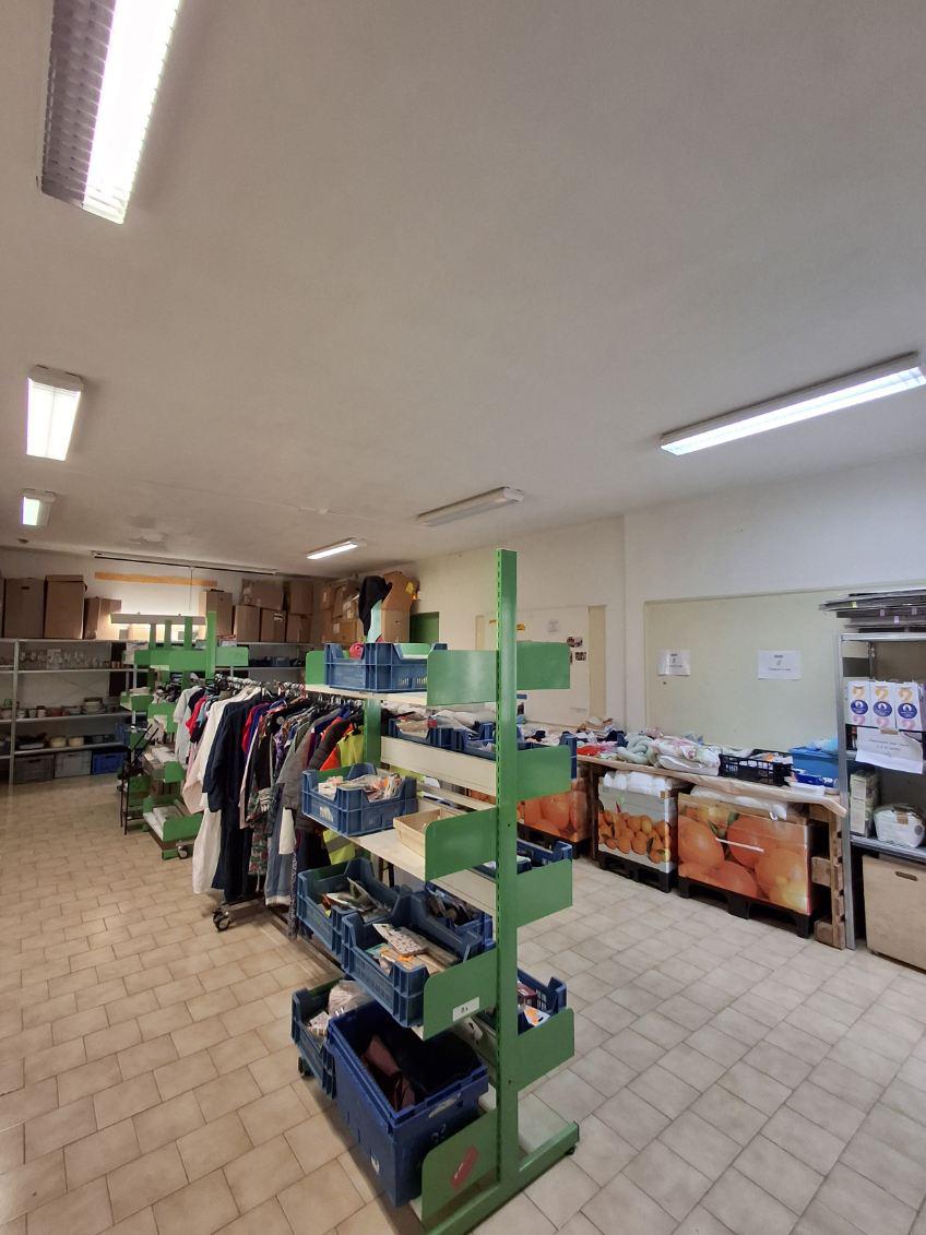 Cuges-les-Pins : une braderie solidaire spéciale rentrée organisée par le Secours populaire