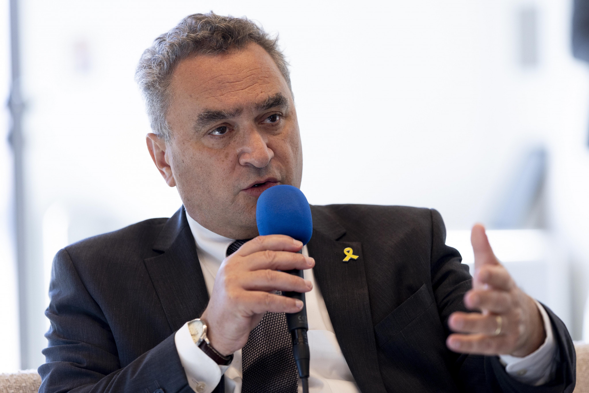 L’ambassadeur d’Israël en France face à la presse de la région