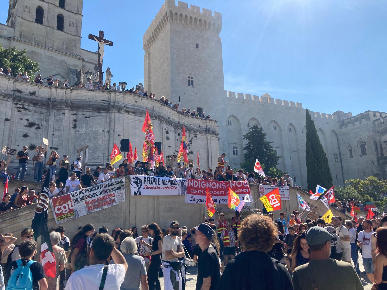 Pour un salaire à la hauteur du travail à Avignon
