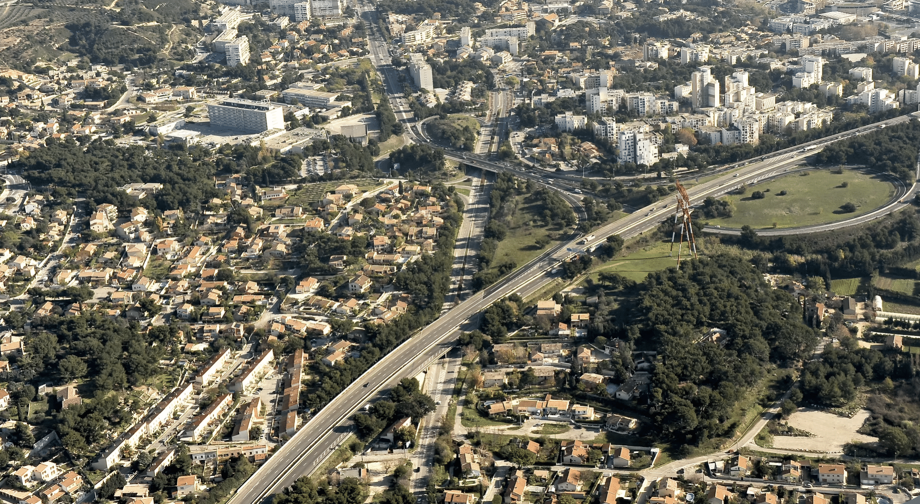 Un mois pour mieux étudier le contournement routier