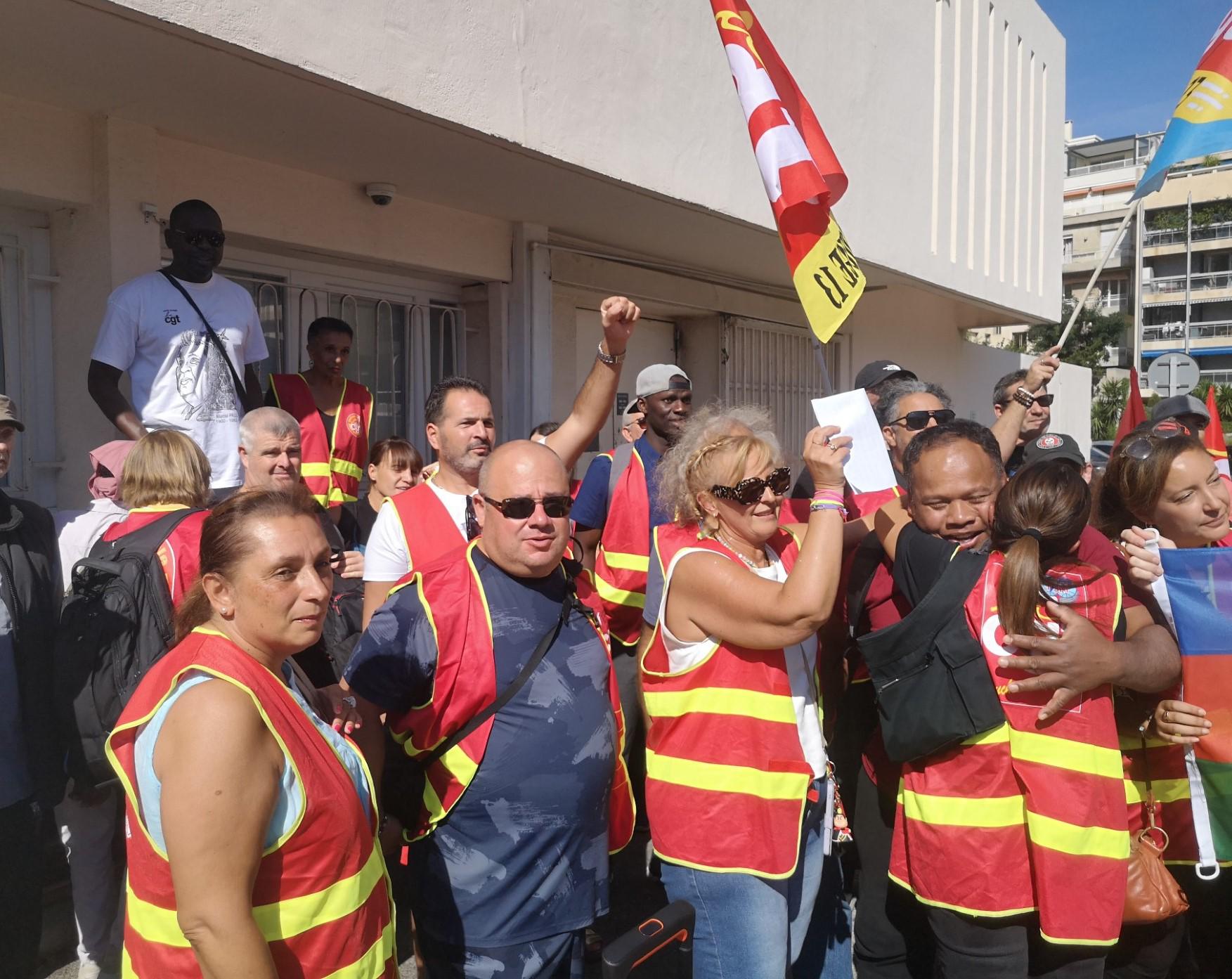 À Marseille, pour sauver l’emploi à Monoprix