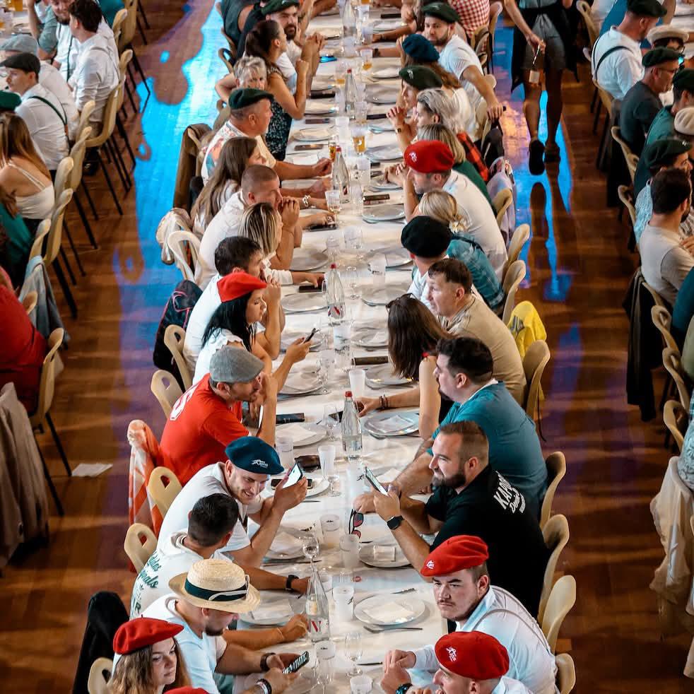 Le banquet de Stérin pose ses couverts à Béziers