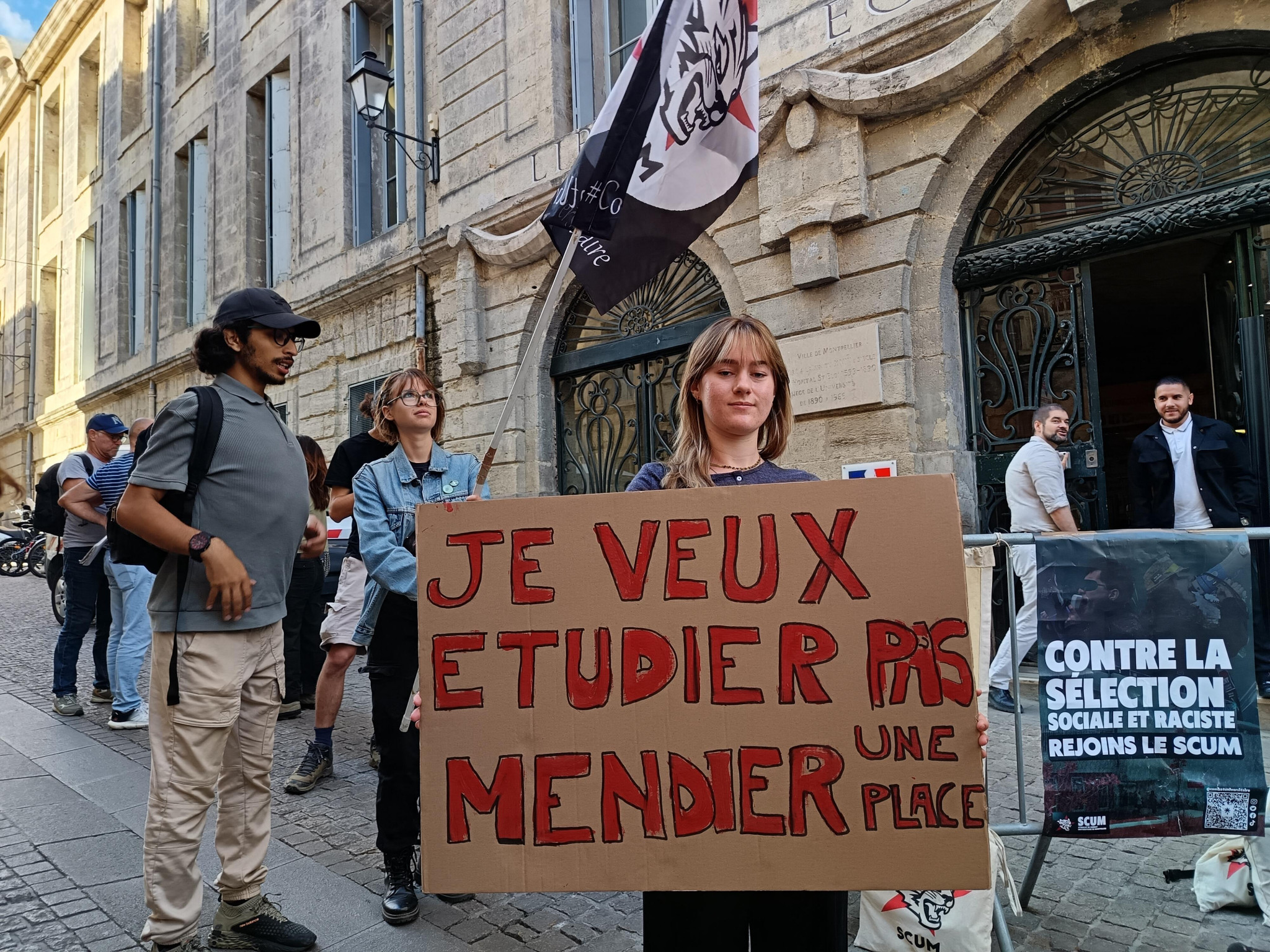 Les «&nbsp;sans-fac&nbsp;» mobilisés, entre colère et désarroi