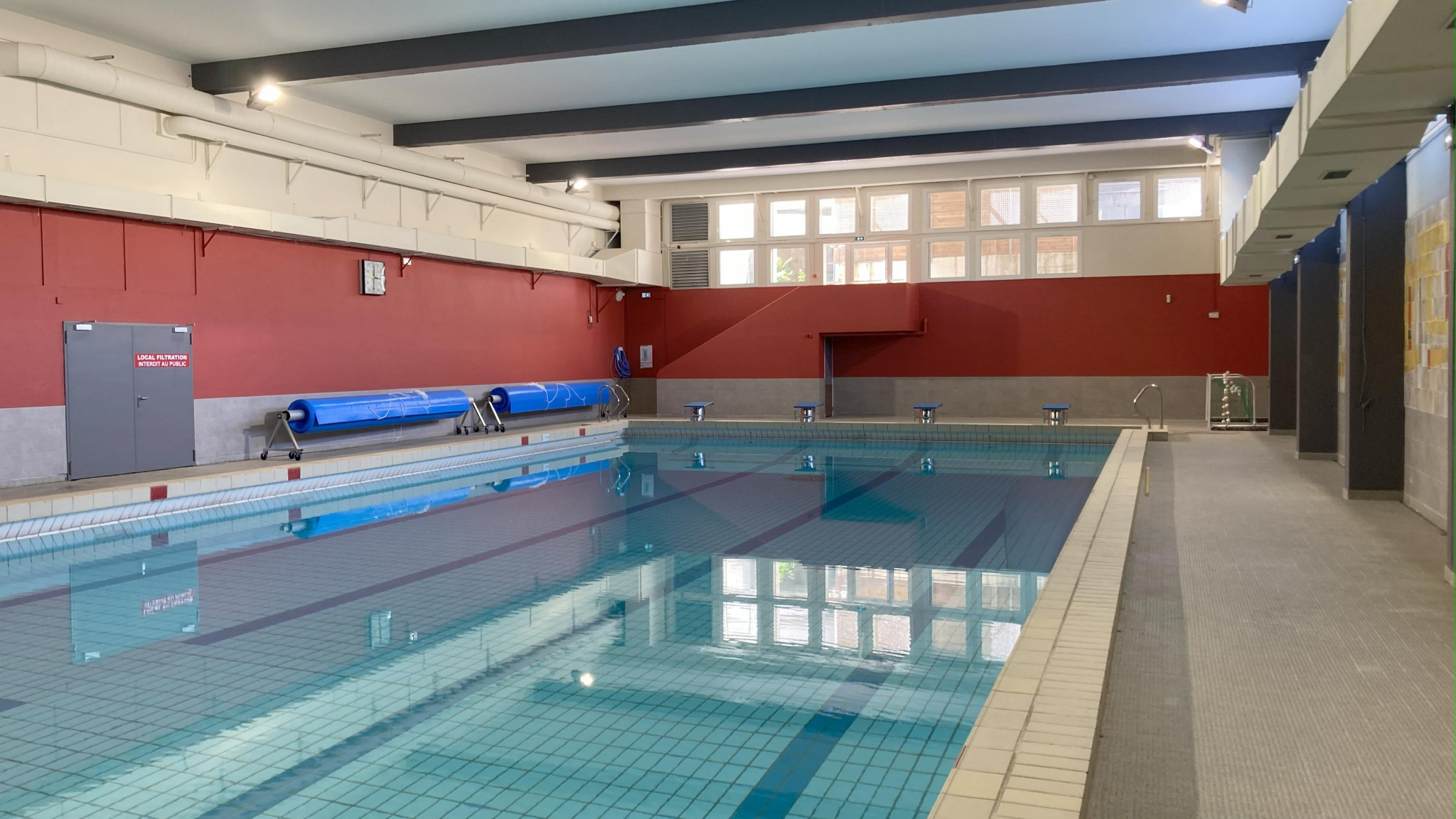 La réouverture de la piscine du lycée Marseilleveyre fait plouf