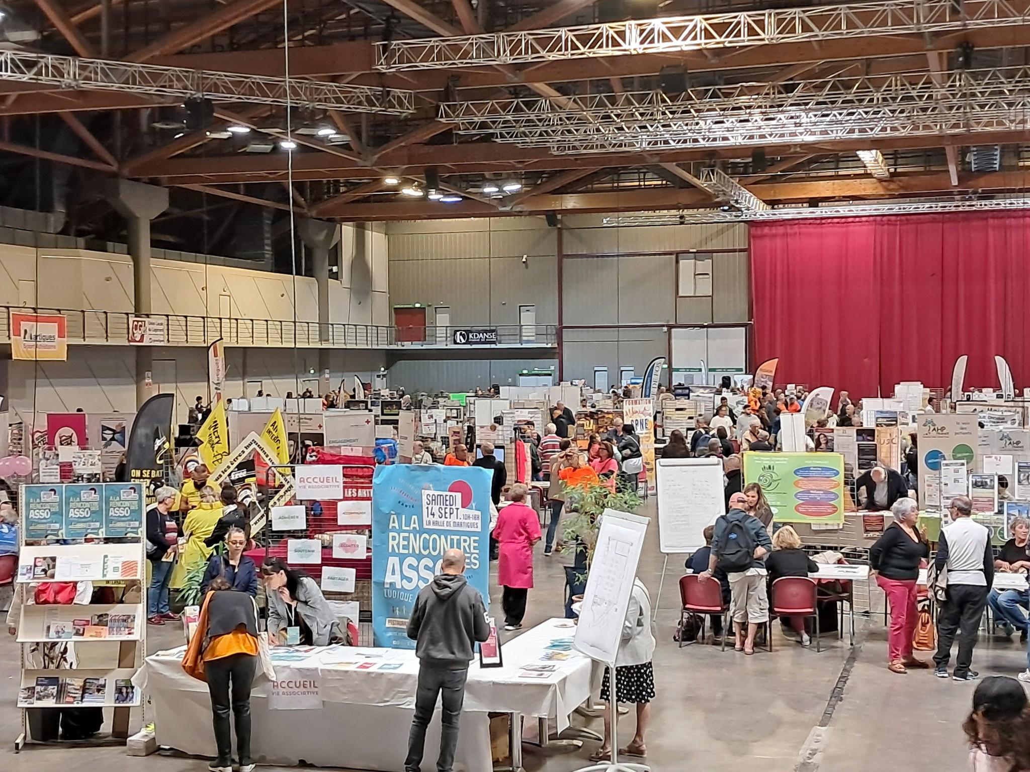 Martigues organise la rencontre des bénévoles et des associations