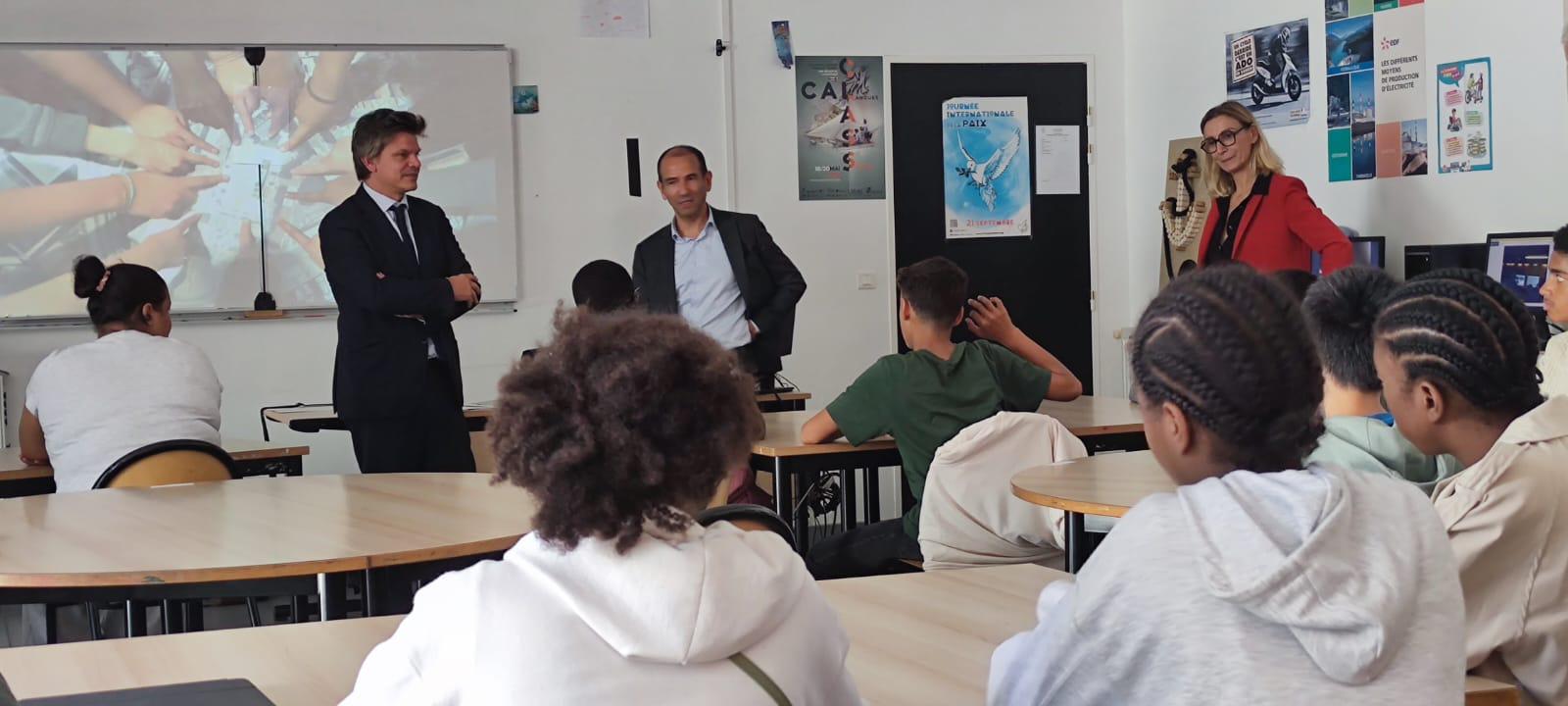 Une classe d’initiation à la mer ouvre au collège Vieux-Port