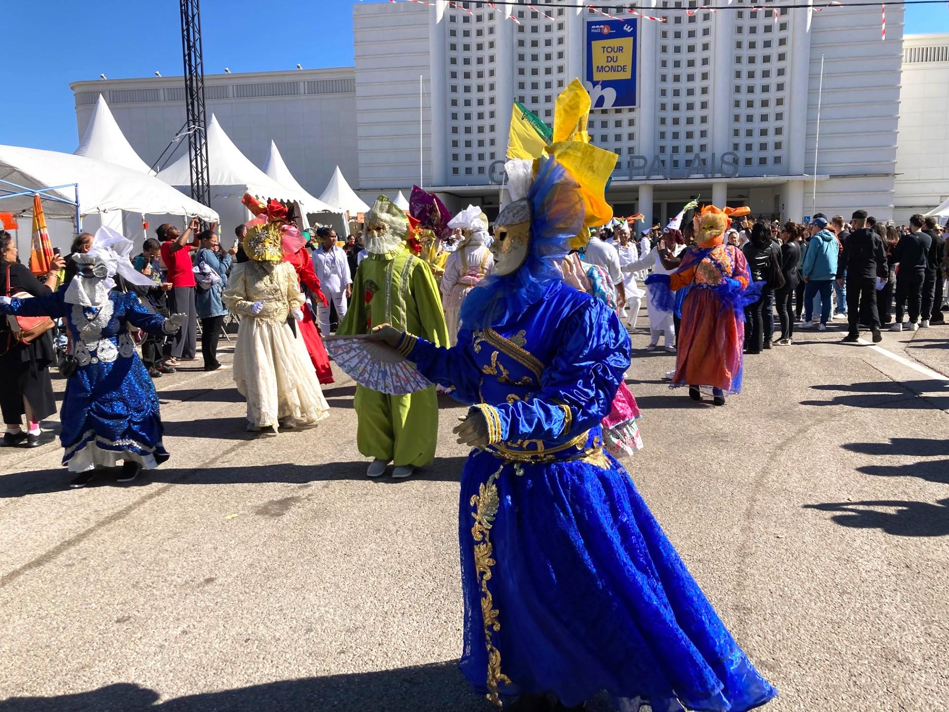 Dernières emplettes en famille dimanche, avant-dernier jour de foire