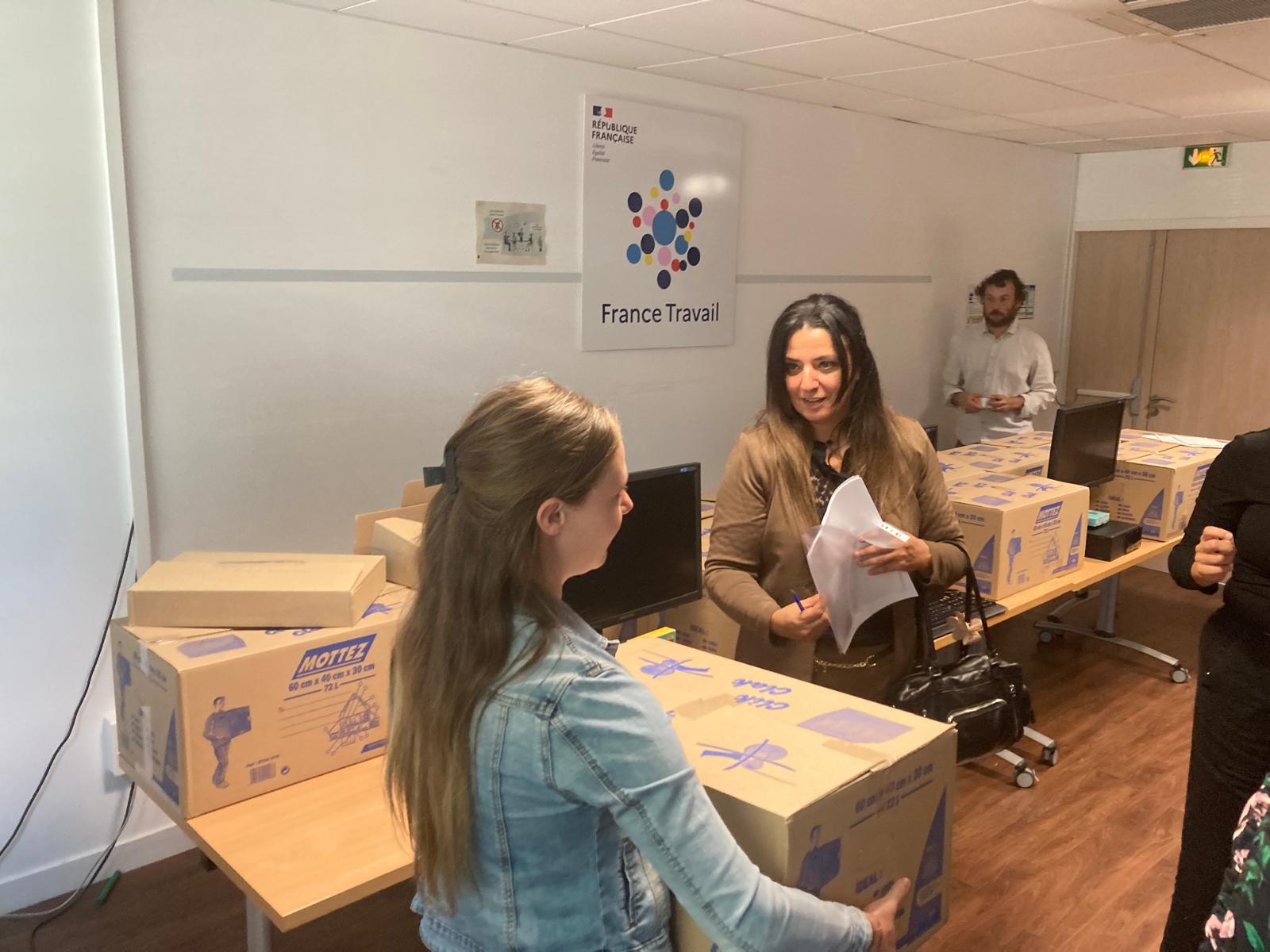 À Avignon, quinze ordinateurs pour «&nbsp;connecter&nbsp;» des femmes