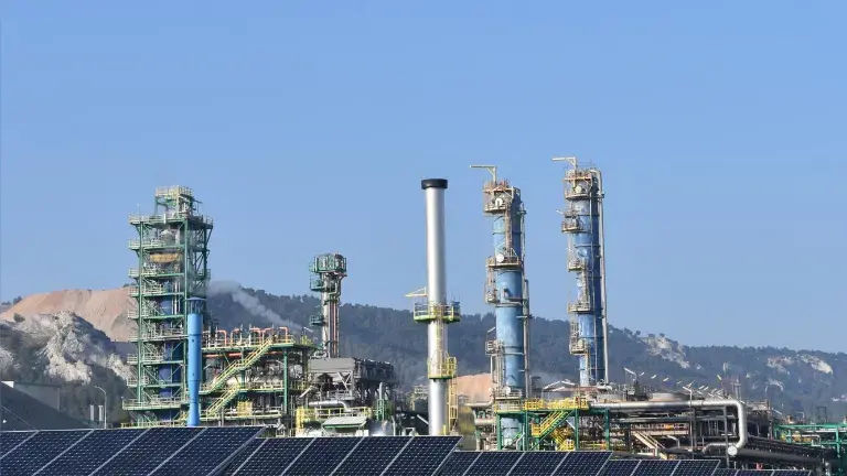 Total s’associe à Air Liquide pour décarboner son process