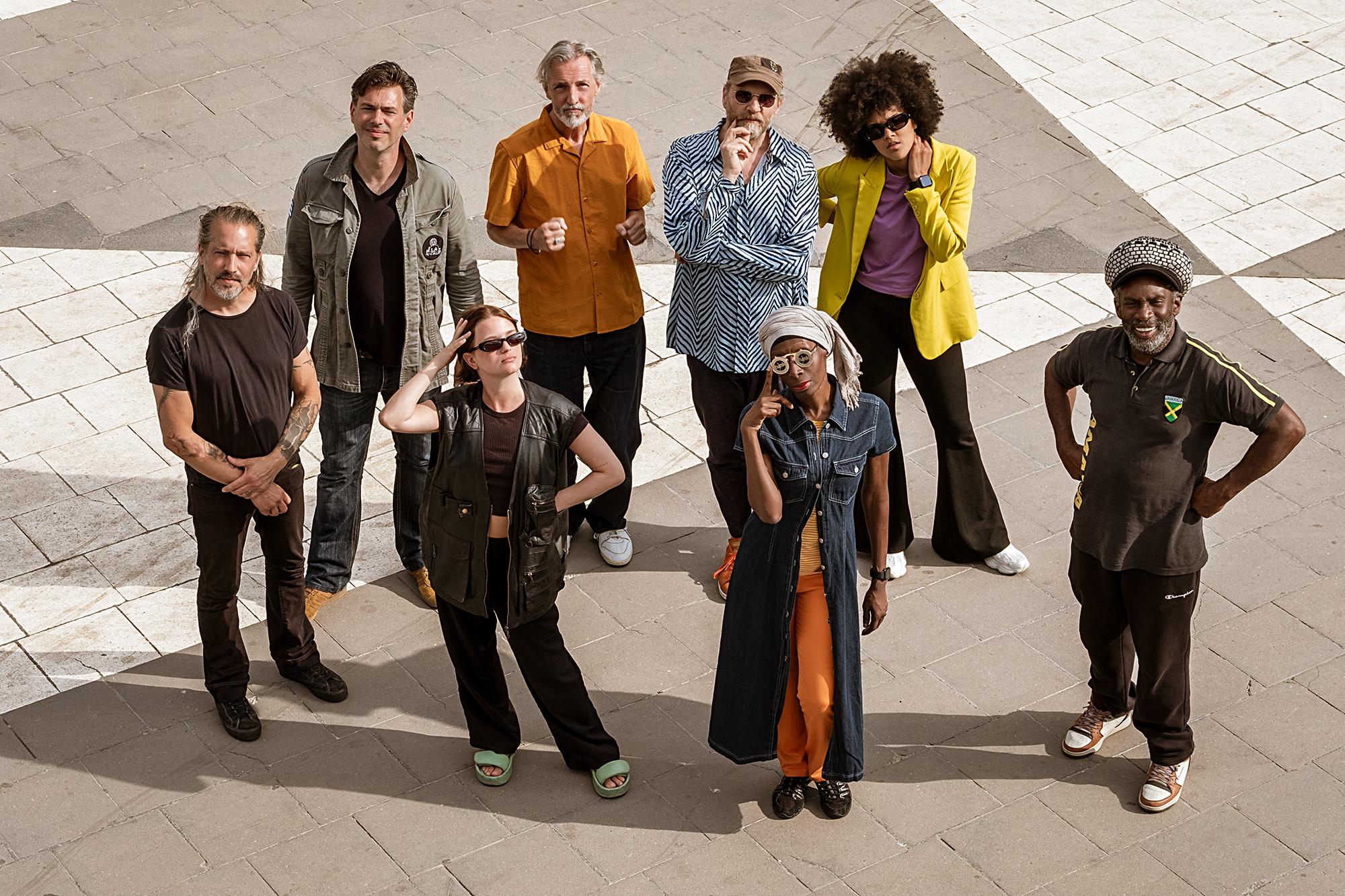 Brooklyn Funk Essentials embarque le groove au Cargo