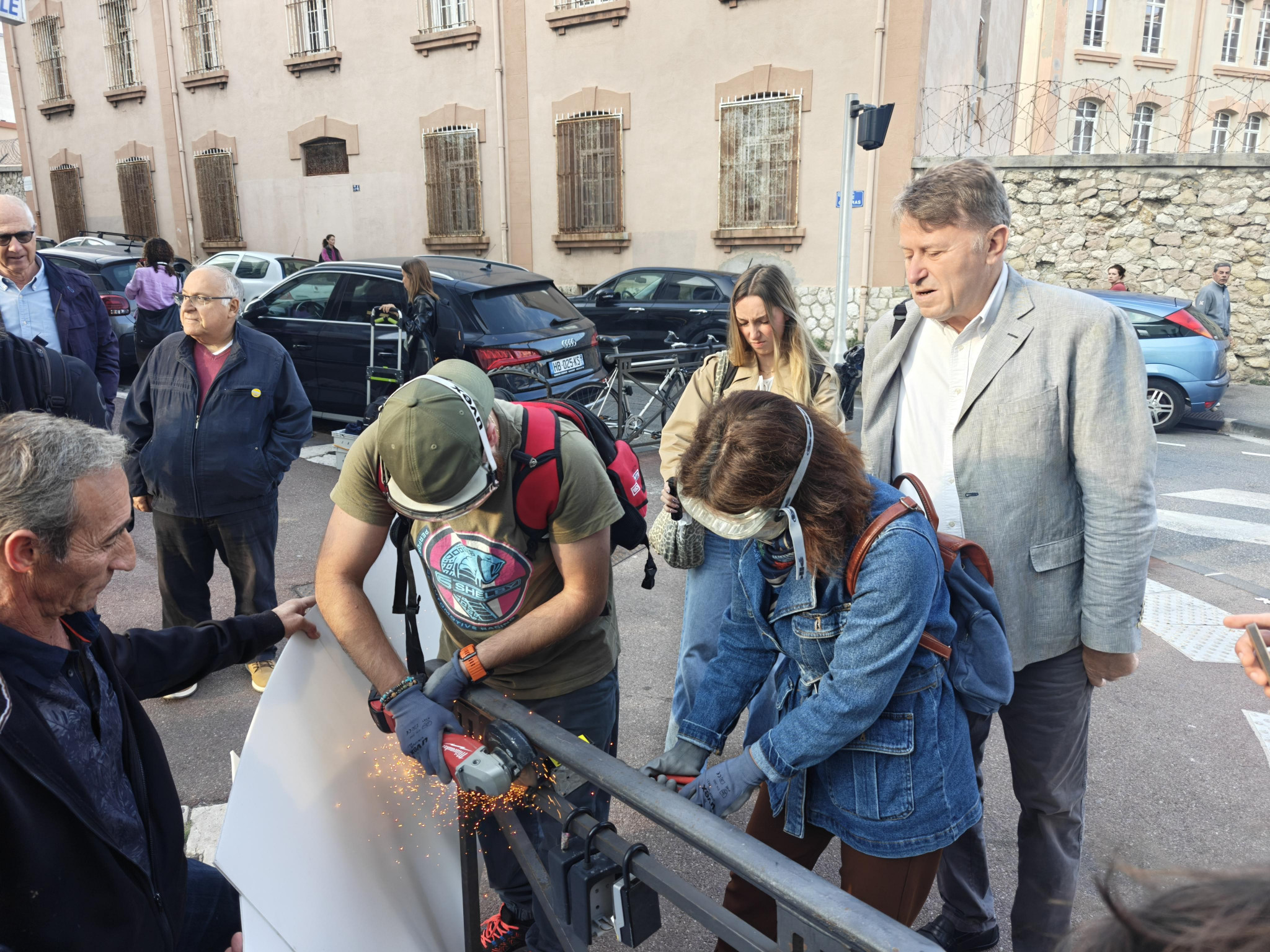 Nouvelle opération de retrait de boîtiers à clé Airbnb