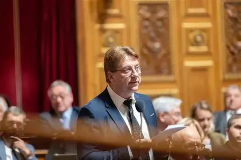 Un rapport pour faire bouger la France et augmenter la performance