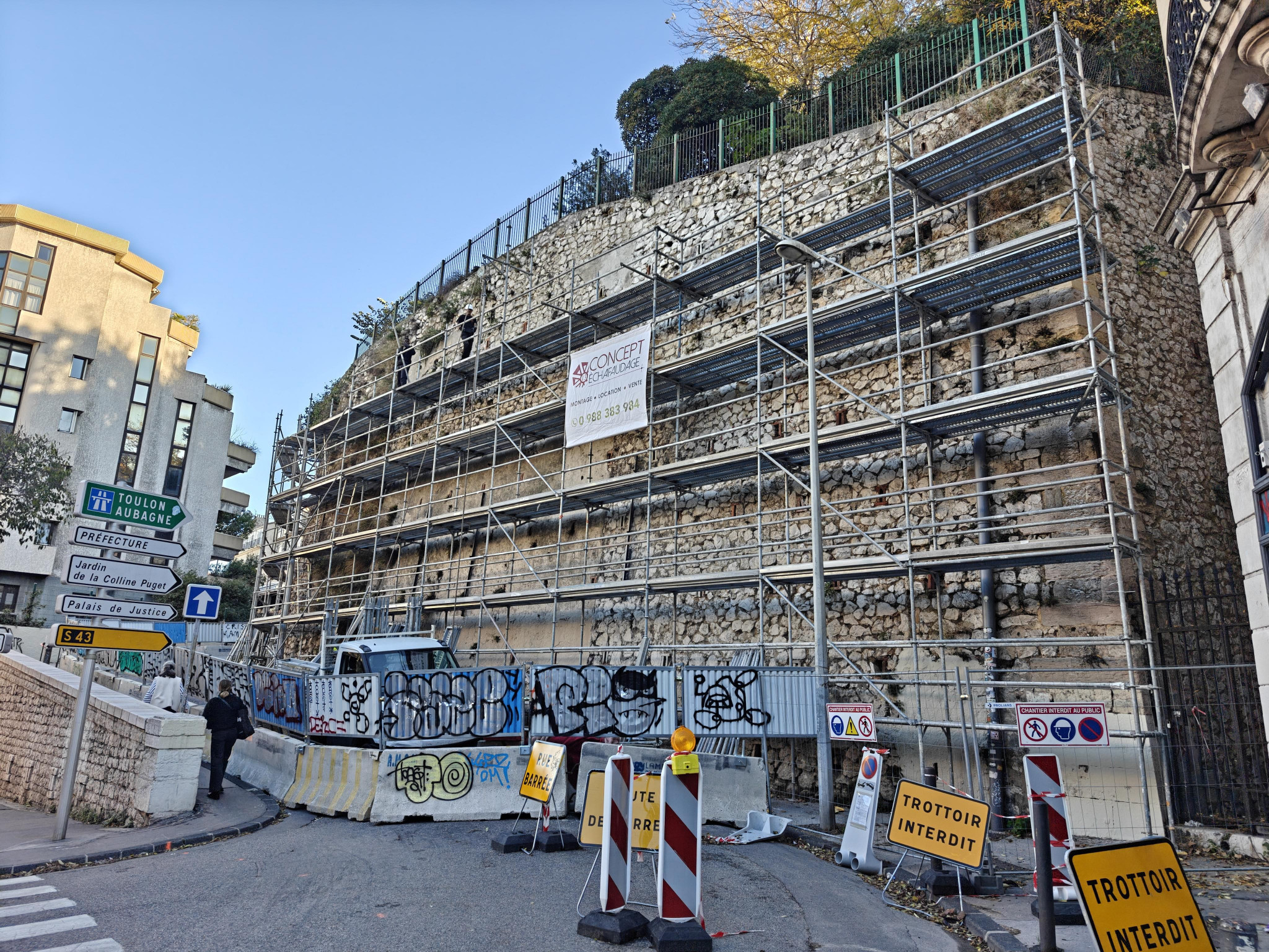 Des travaux à venir pour réhabiliter le mur du jardin de la colline Puget