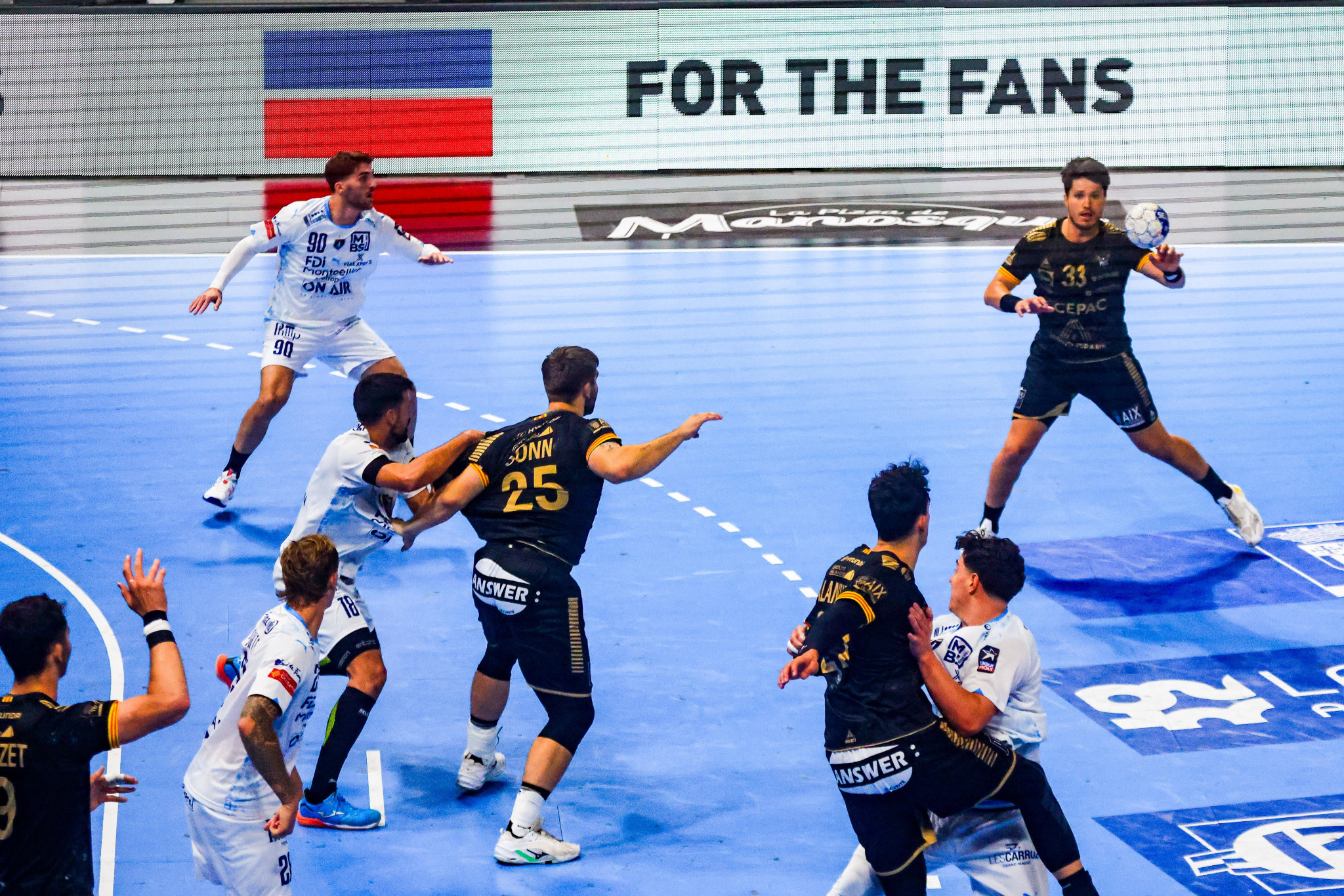 Handball : les Provençaux ont bien fait le travail sur le parquet de Dunkerque