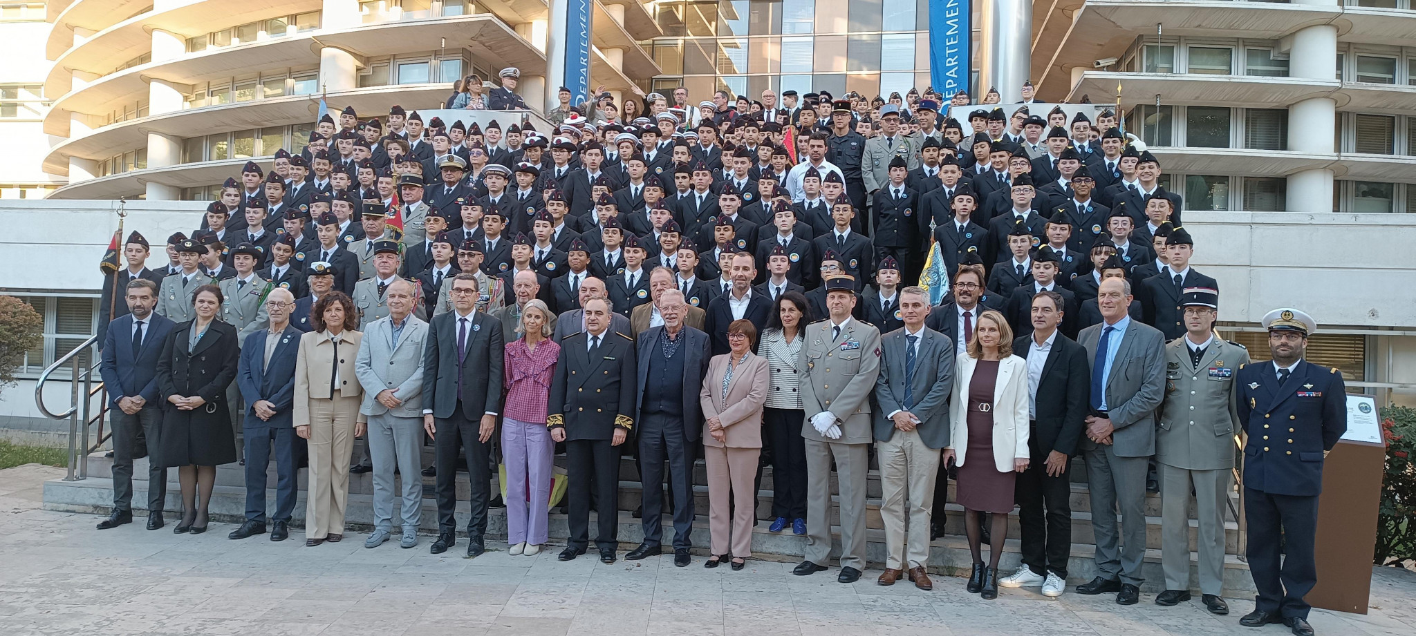 Les nouveaux Cadets de la défense intronisés à Toulon