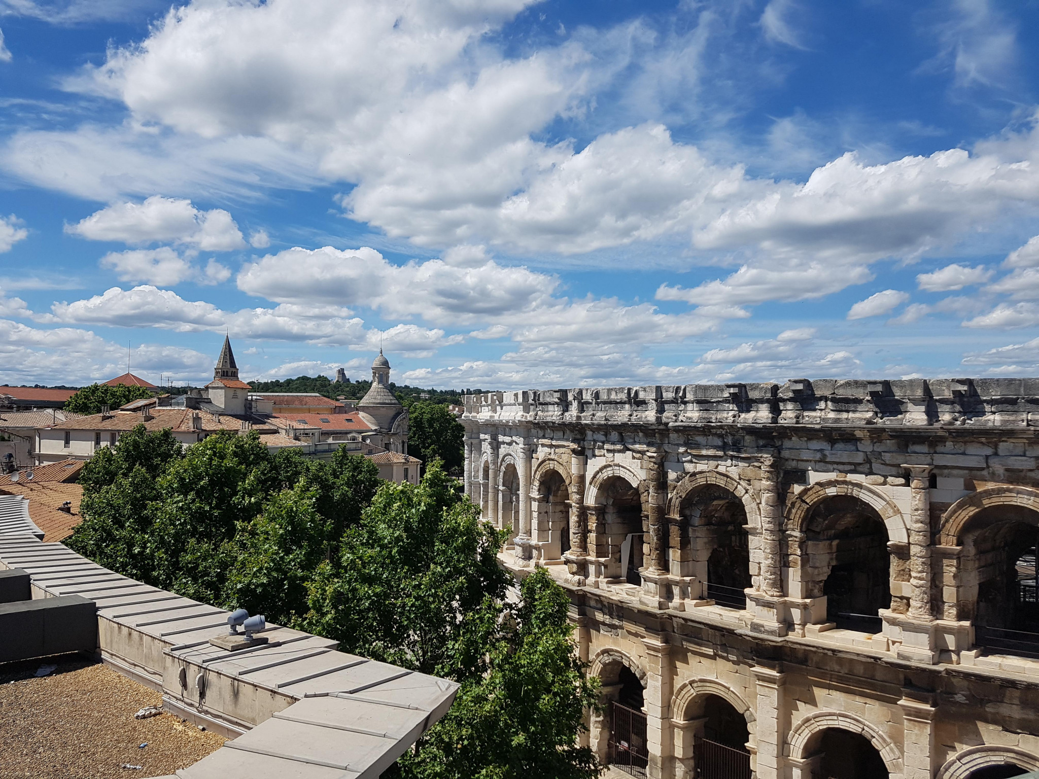 Nîmes : Vincent Bouget en tête des municipales dès le 1er tour