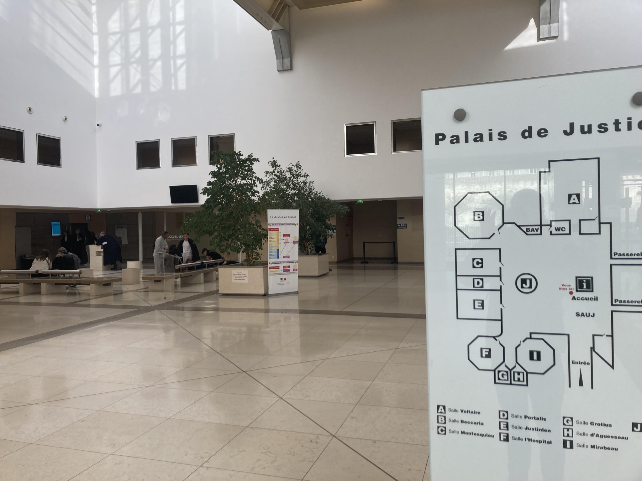 Les dessous viciés du départ de la procureure d’Avignon