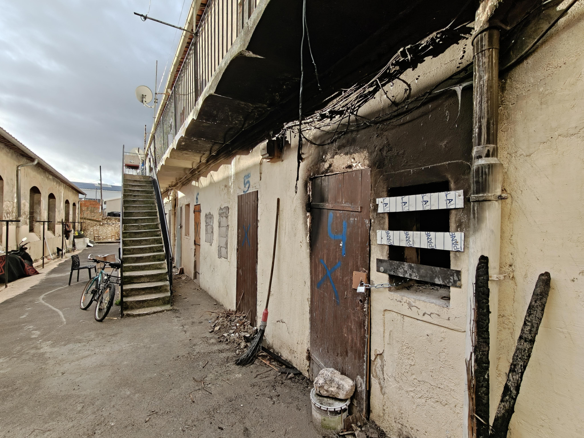Un incendie dans les taudis de l’Agrasc à Marseille