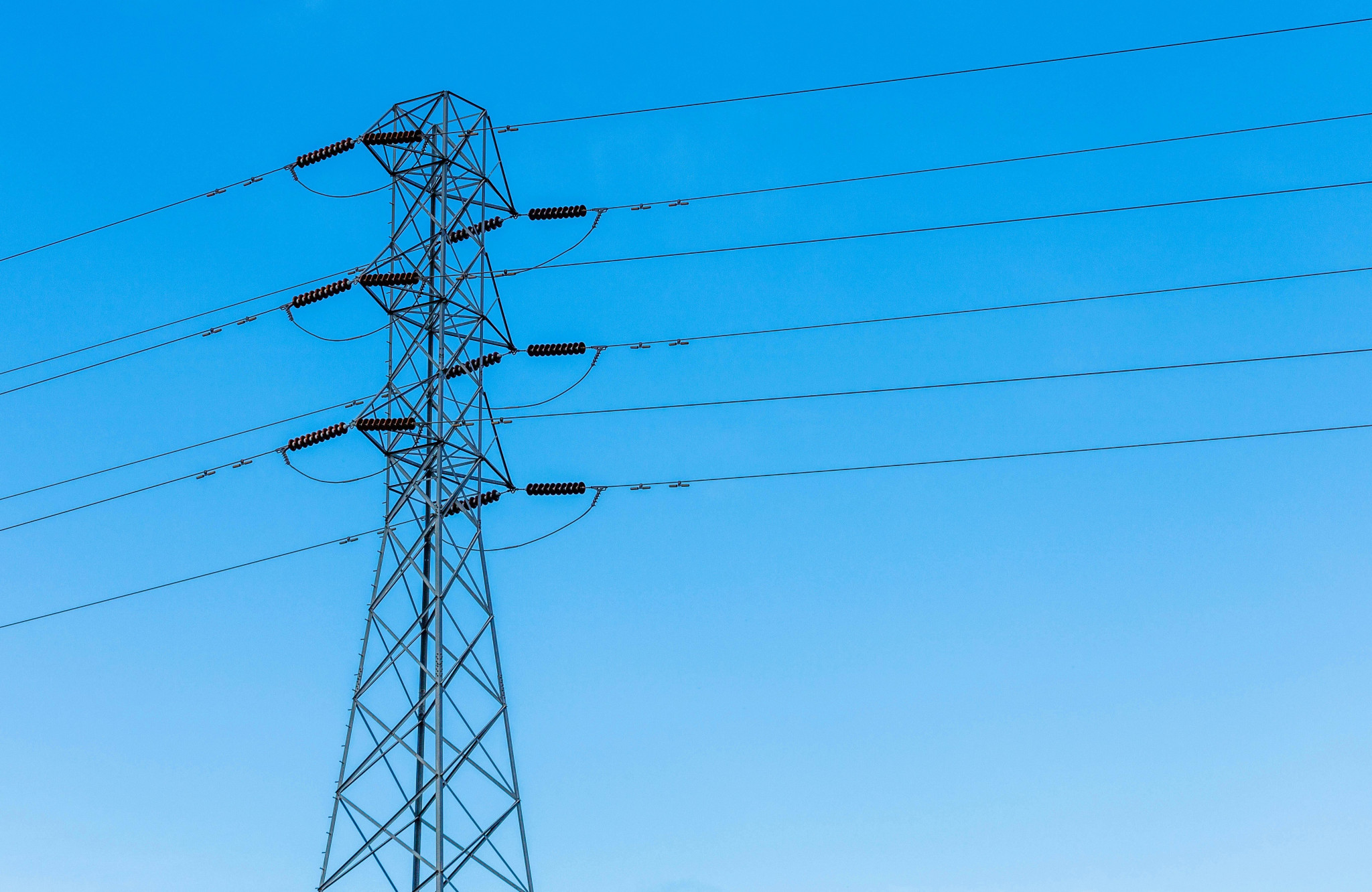 Ligne très haute tension : l’État temporise encore