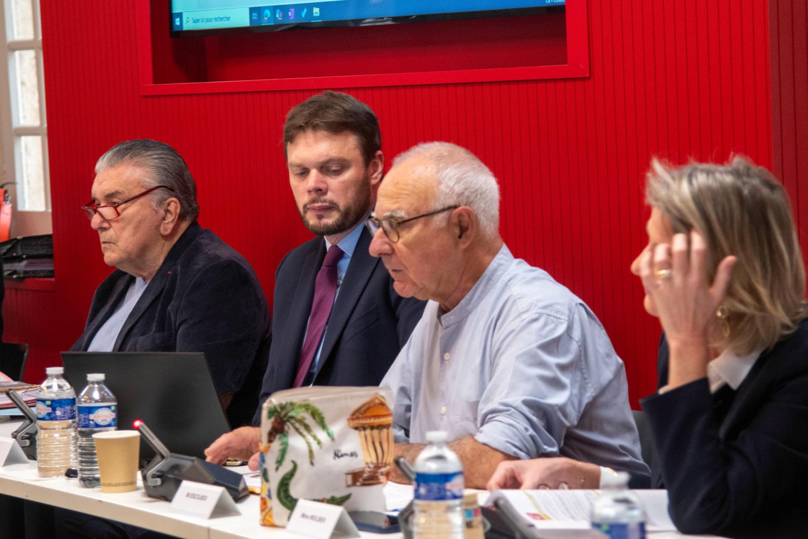Un budget 2026 voté sur fond de fin de cycle politique
